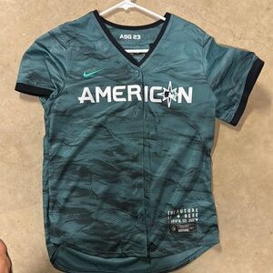 Nike women’s medium all star jersey American League